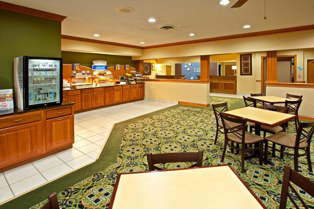 Holiday Inn Express Hotel & Suites Harrison Esterno foto