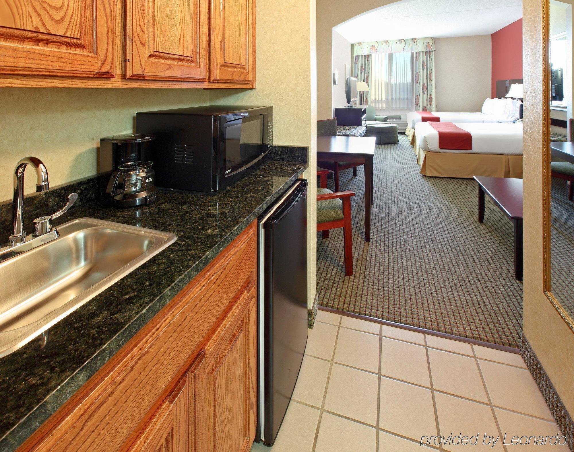 Holiday Inn Express Hotel & Suites Harrison Camera foto