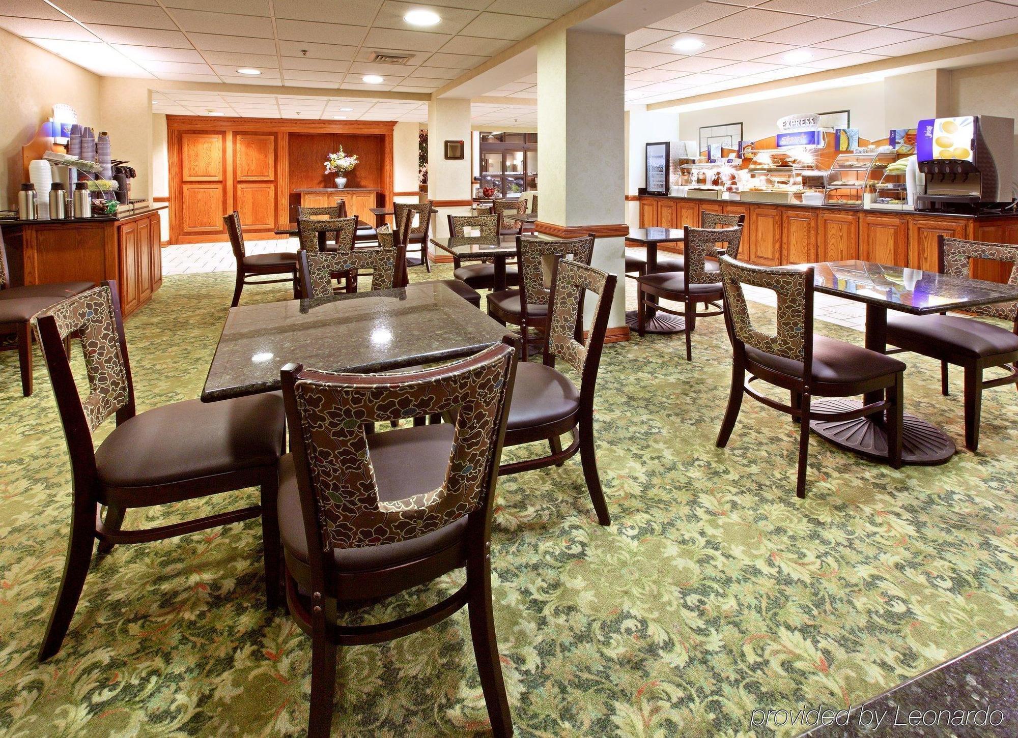 Holiday Inn Express Hotel & Suites Harrison Esterno foto