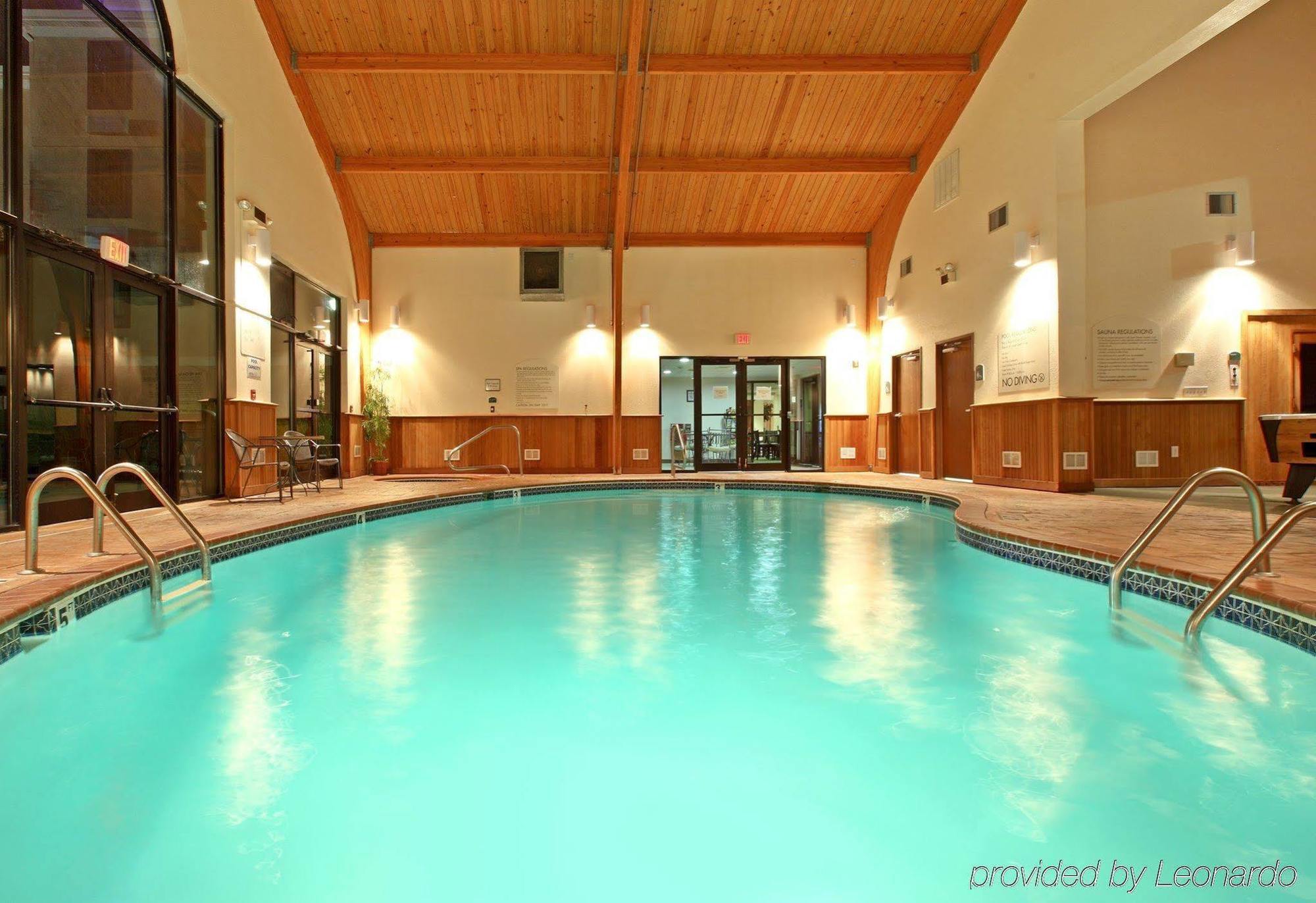 Holiday Inn Express Hotel & Suites Harrison Esterno foto